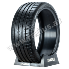 Pilot Sport 4S 225/35 R19